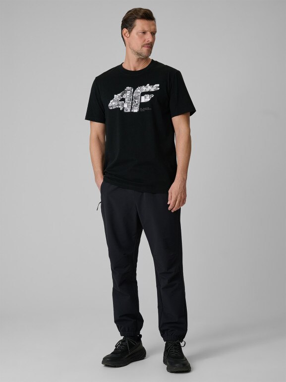 Męski t-shirt z nadrukiem 4F 4FWSS26TTSHM2659 - czarny