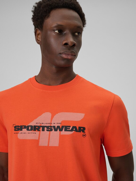 Męski t-shirt z nadrukiem 4F 4FWSS26TTSHM2666 - pomarańczowy