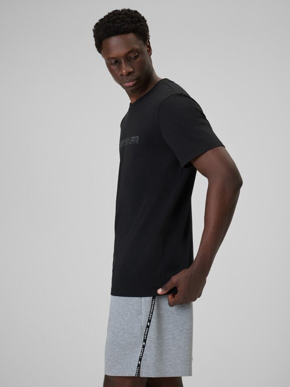 Męski t-shirt z nadrukiem 4F 4FWSS26TTSHM3033 - czarny