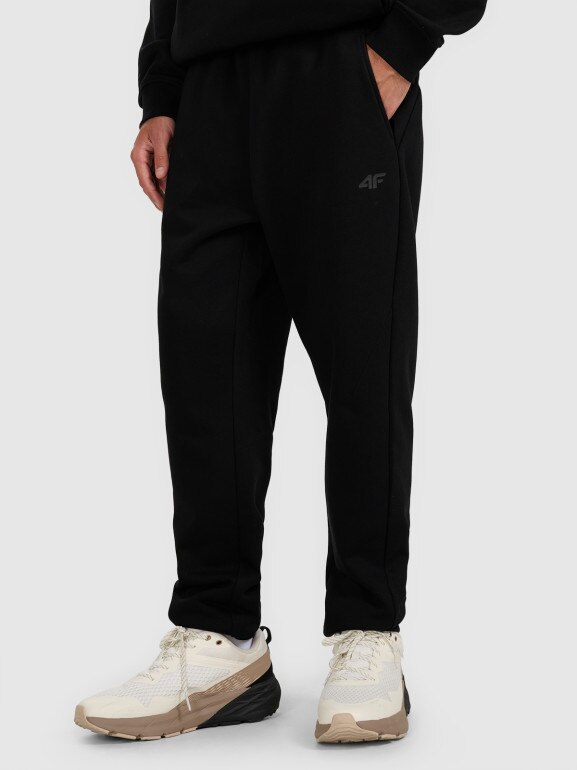 Męskie spodnie dresowe 4F 4FWAW25TTROM1251 - czarne