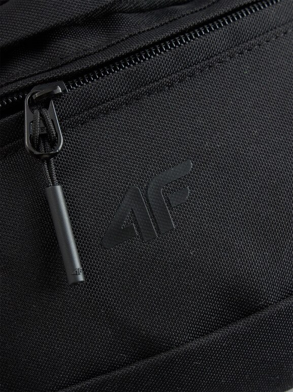 Saszetka nerka 4F 4FRAW25AWAIU137 - czarna