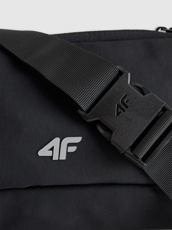 Saszetka nerka 4F 4FRAW25AWAIU138 - czarna