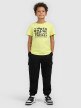 mini: Chłopięcy t-shirt z nadrukiem 4F 4FJWSS26TTSHM2816 - żółty (3)