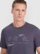 Męski t-shirt z nadrukiem 4F 4FWSS25TTSHM1982 - granatowy