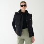 GUESS Damski bezrękawnik puchowy Guess Aurlie SL Puffer Overshirt  czarny Głęboka czerń