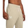 Męskie spodnie dresowe Under Armour UA Rival Terry Jogger - beżowe