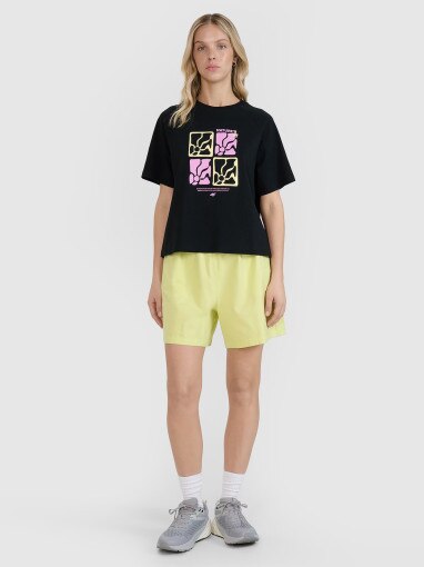 Damski t-shirt z nadrukiem 4F 4FRSS25TTSHF2974 - czarny