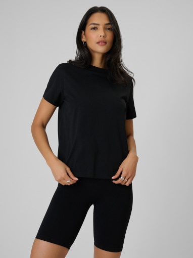 Obrazek dla: 4F Damski tshirt bez nadruku 4F 4FRSS26TTSHF3797  czarny Czarny