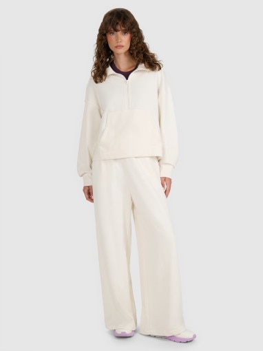 Damska bluza nierozpinana bez kaptura 4F 4FWAW25TSWSF1889 - beżowa