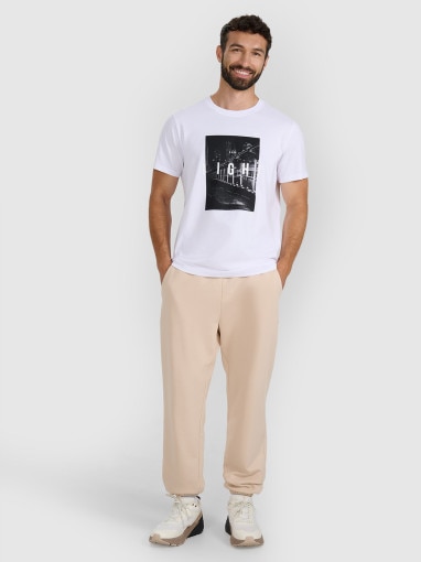 Męski t-shirt z nadrukiem 4F 4FWAW25TTSHM3121 - biały