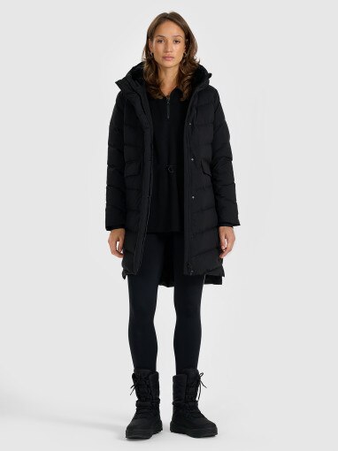 Damski płaszcz puchowy z naturalnym wypełnieniem 4F 4FRAW25TDJAF0812 - czarny