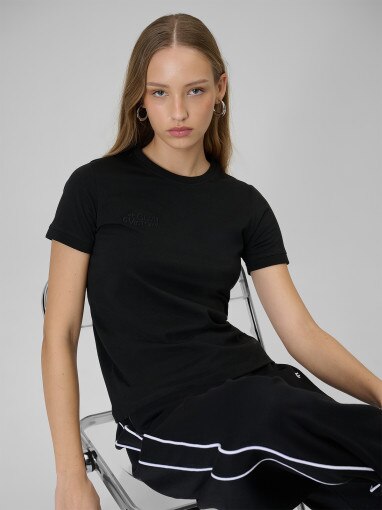  4F Damski tshirt z nadrukiem 4F 4FWSS26TTSHF2725  czarny Czarny