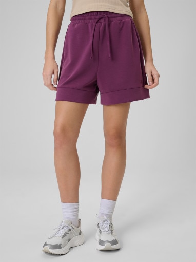 Damskie spodenki dresowe 4F 4FWSS26TSHOF717 - fioletowe