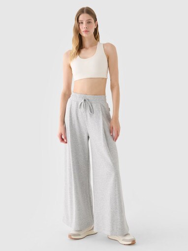  4F Damskie spodnie dresowe 4F 4FRSS24TTROF1334  szare Szary