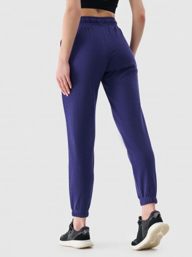 Damskie spodnie dresowe joggery 4F 4FWMM00TTROF1138 - granatowe