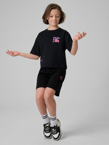 Dziewczęcy t-shirt z nadrukiem 4F 4FJRSS26TTSHF3827 - czarny