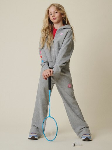  4F JUNIOR Dziewczęce spodnie dresowe 4F 4FJRSS26TTROF1870  szare Szary