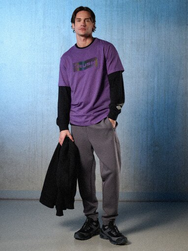 Męski t-shirt z nadrukiem 4F 4FRSS26TTSHM3659 - fioletowy
