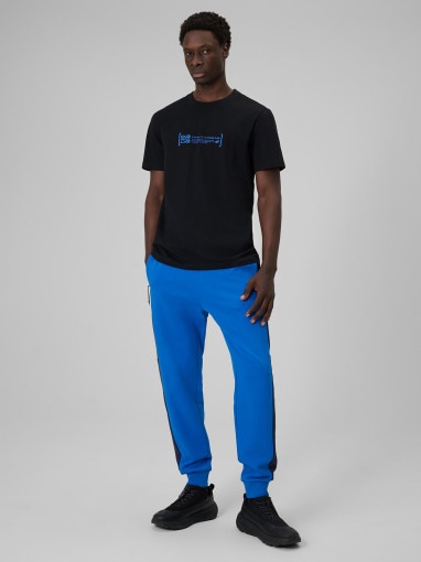 Męski t-shirt z nadrukiem 4F 4FWSS26TTSHM2668 - czarny