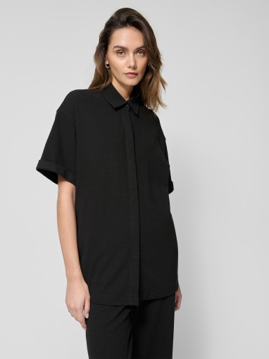 Outhorn Damska koszula Outhorn OTHWSS24TSHIF062 czarna Czarny