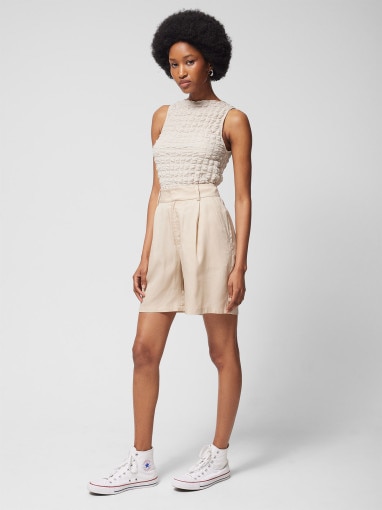Damskie spodenki casual Outhorn OTHWSS24TSHOF396 - beżowe