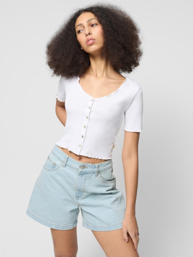  Outhorn Damski crop top bez nadruku Outhorn OTHWSS24TTSHF1489  biały Biały