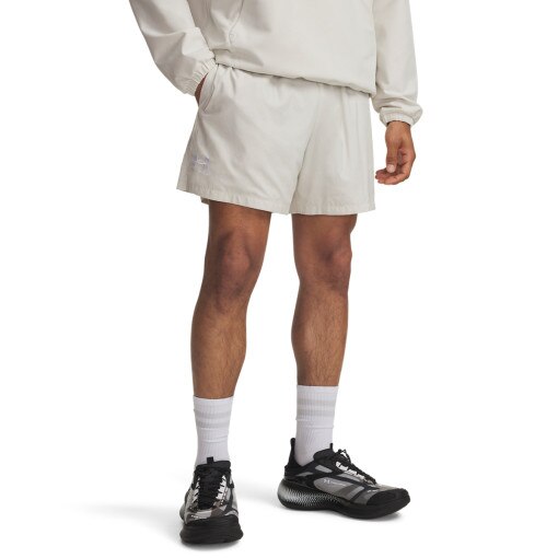 Męskie spodenki  Under Armour UA Essential Volley Short - białe