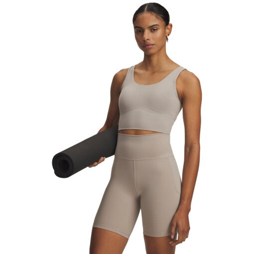  UNDER ARMOUR Damski top treningowy Under Armour Meridian Fitted Crop Tank  beżowy Beżowy