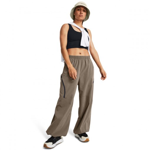 UNDER ARMOUR Damskie spodnie treningowe Under Armour UA Unstoppable Airvent Parachute Pant  brązowe Brązowy