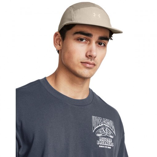 UNDER ARMOUR Męska czapka z daszkiem Under Armour Isochill Armourvent Camper  beżowa 289