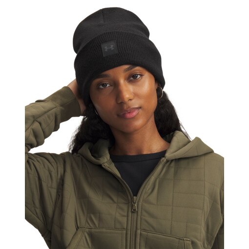 UNDER ARMOUR Damska czapka zimowa Under Armour W HALFTIME BEANIE  czarna Czarny
