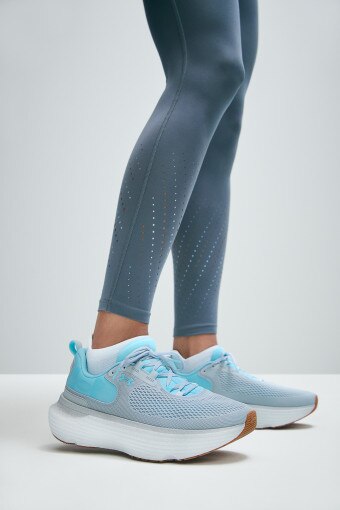 Damskie buty do biegania Under Armour UA W Infinite Elite 2 - szare 