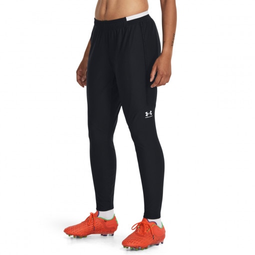 Damskie spodnie treningowe Under Armour UA W's Challenger Pro Pant - czarne 