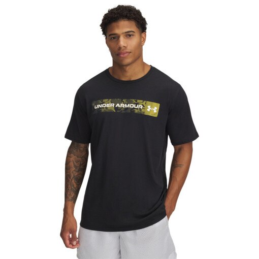  UNDER ARMOUR Męski tshirt z nadrukiem Under Armour UA Camo Chest Stripe SS  czarny złe zdjęcie nadruku u producenta Czarny