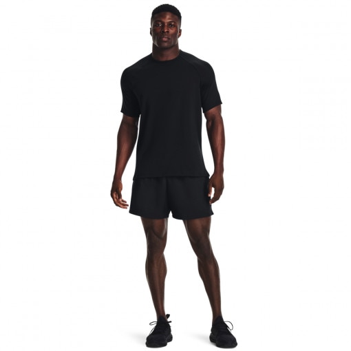  UNDER ARMOUR Męskie spodenki  Under Armour UA Essential Volley Short  czarne Czarny