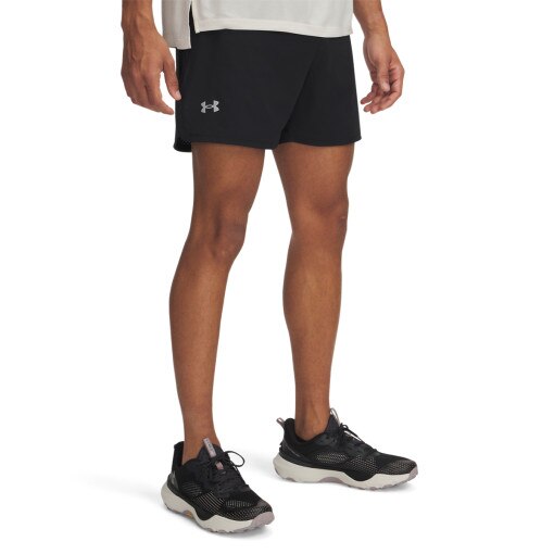 Męskie spodenki do biegania Under Armour UA Trail Run Launch Shorts - czarne 