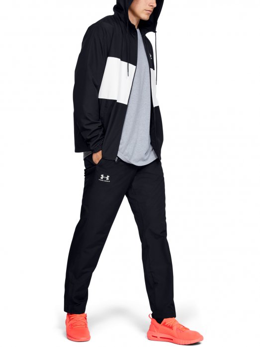 UNDER ARMOUR Męskie spodnie dresowe UNDER ARMOUR VITAL WOVEN PANTS  czarne Czarny