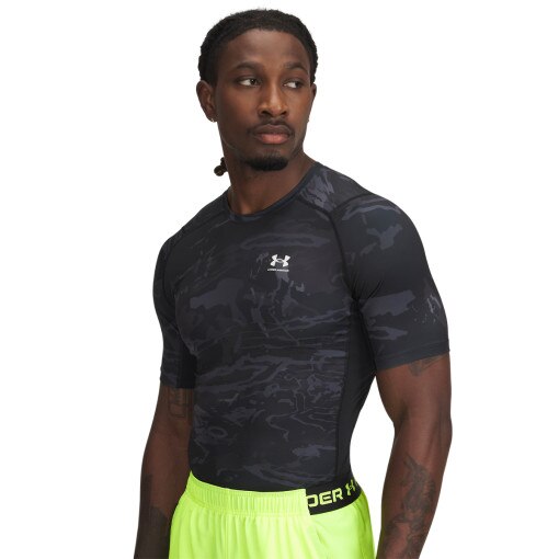 UNDER ARMOUR Męska koszulka treningowa Under Armour UA HG Armour Printed SS  czarna Czarny