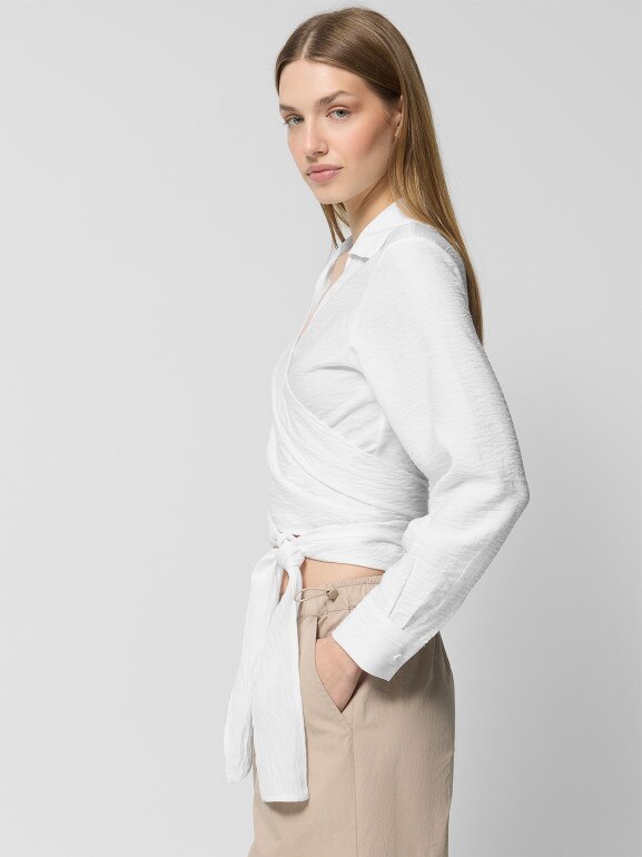 Damska koszula z wiązaniem Outhorn OTHWSS24TSHIF037 - biała