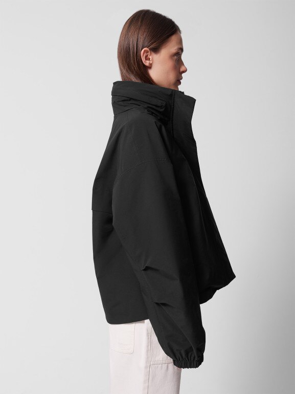 Damska kurtka przejściowa Outhorn OTHWSS24TJACF198 - czarna