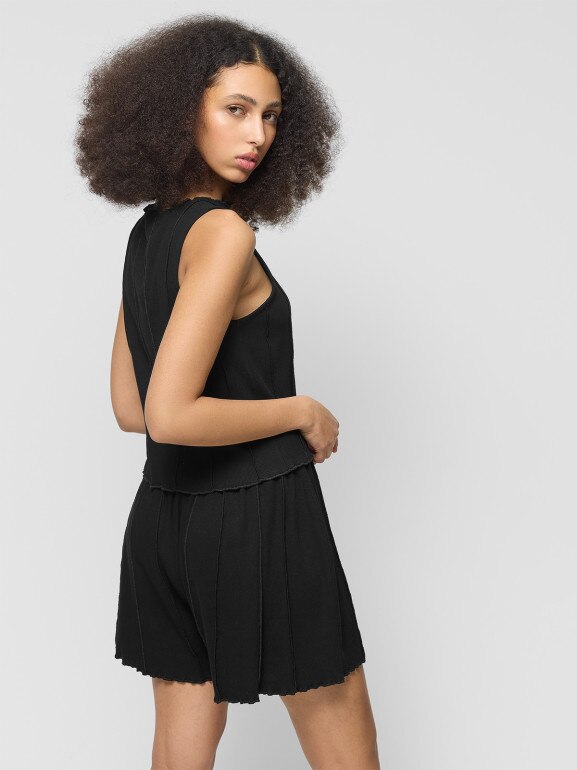 Damskie spodenki casual Outhorn OTHWSS24TSHOF386 - czarne