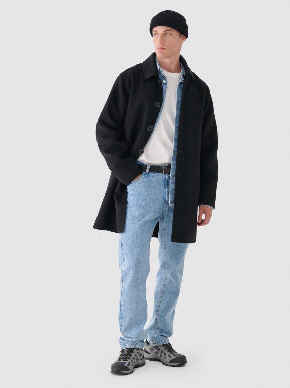 Męskie jeansy straight Outhorn OTHWAW24TJNSM006 - niebieskie