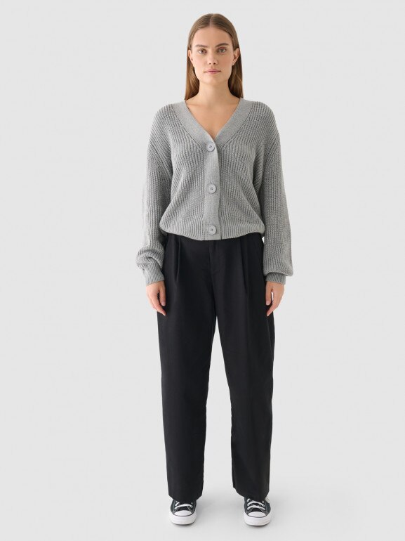 Damski sweter kardigan Outhorn OTHWAW24TSWEF132 - szary