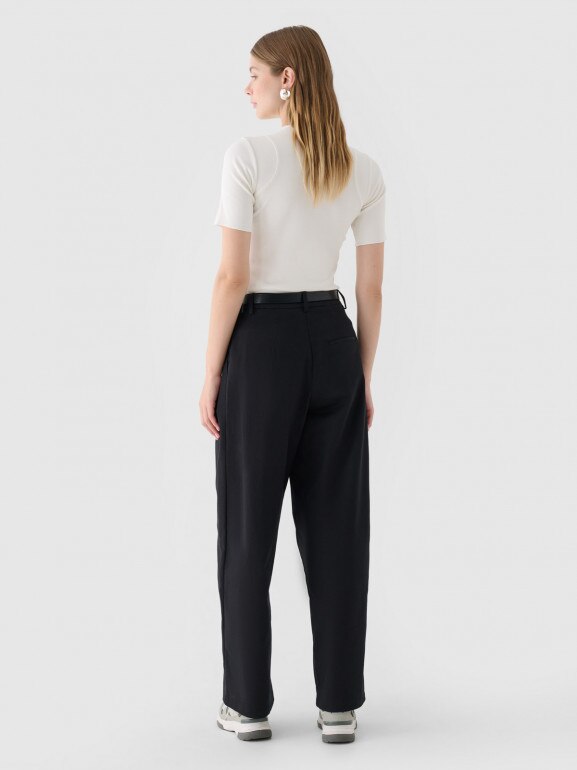 Damskie spodnie casual tkaninowe Outhorn OTHWAW24TTROF0904 - czarne