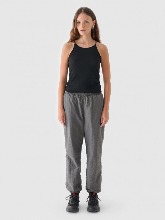 Damski top basic Outhorn OTHWAW24TSLEF189 - czarny