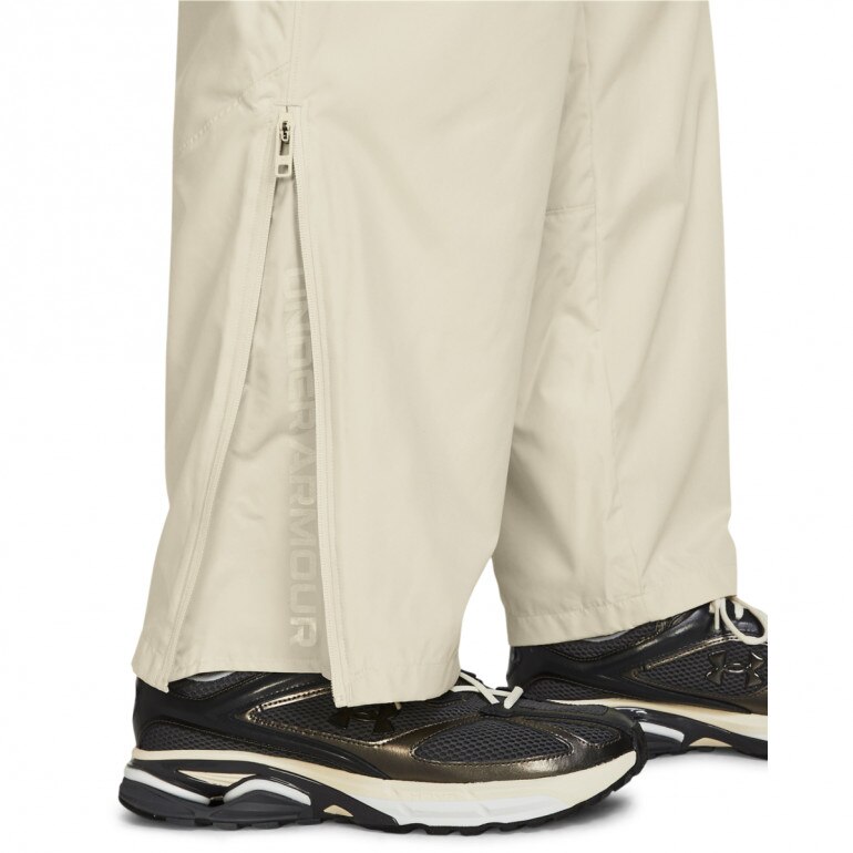 Męskie spodnie treningowe Under Armour UA Rush Woven Pants - beżowe