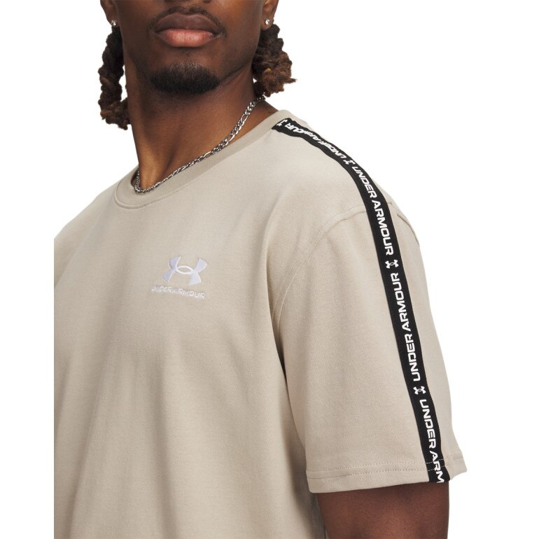 Męski t-shirt Under Armour UA Icon HWT Tee Taping - beżowy