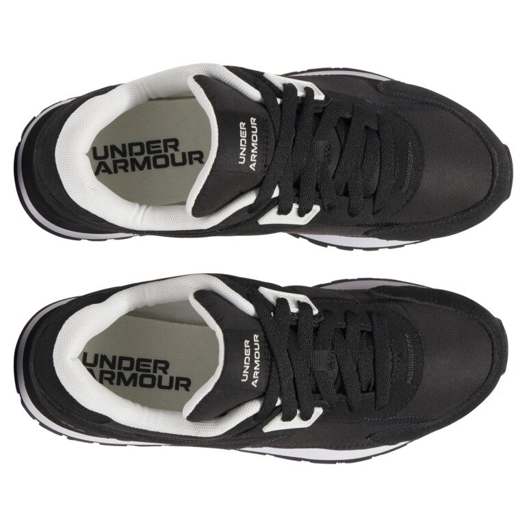 Dziecięce sneakersy Under Armour UA Grade School Essential - czarne