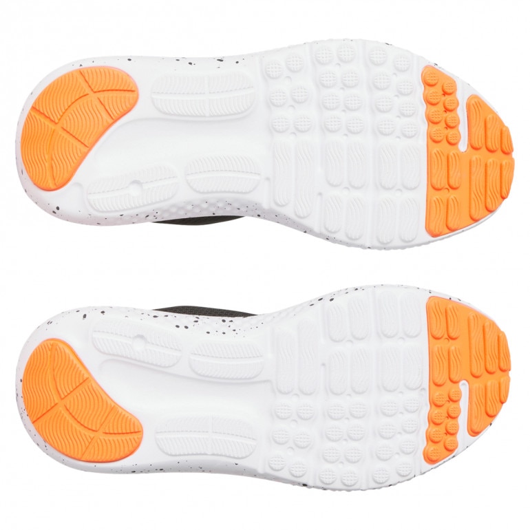 Chłopięce buty do biegania Under Armour UA Bgs Surge 4 - czarne