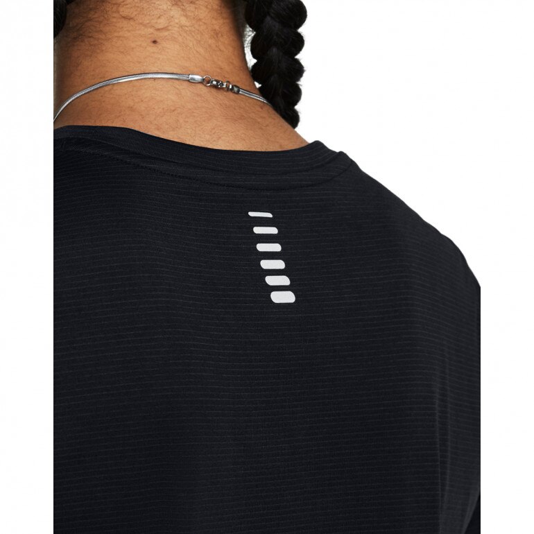 Damska koszulka do biegania Under Armour UA Launch Shortsleeve - czarna